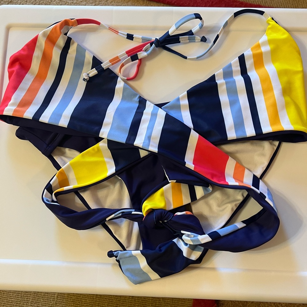 Inno multi colored 2-piece swimsuit